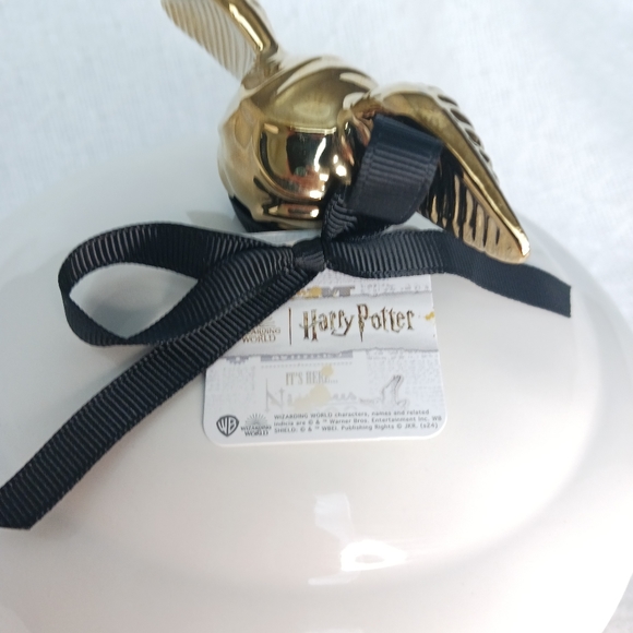 Rae Dunn × Harry Potter Golden Snitch Ceramic Cookie Jar - Picture 8 of 15